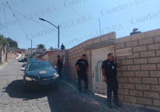 Hombre intenta asfixiar y priva de la libertad a su pareja en Ocotlán; sus compañeras la salvan