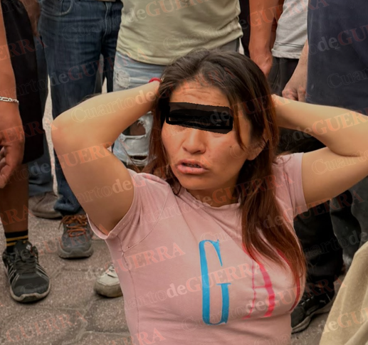 Vecinos organizados de San Pablo del Monte detienen a pareja de presuntos ladrones ante nula vigilancia