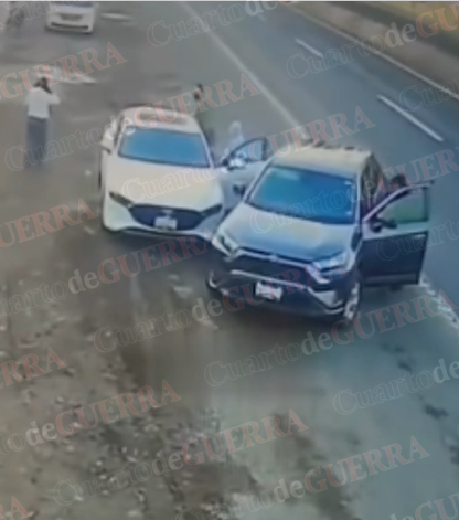 Banda armada roba vehículos con violencia en la Apizaco-Calpulalpan