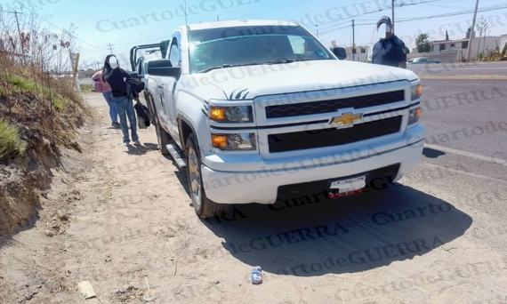 Recuperan camioneta robada en el Edomex y detienen a poblano en la Vía Corta, en San Pablo del Monte