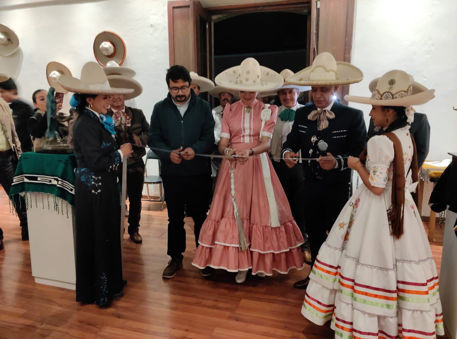 Huamantla reconoce la tradición charra en inauguración de exposición cultural