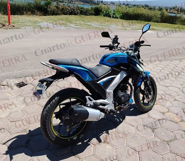 A punta de pistola roban motocicleta en bulevar Revolución de Tlaxcala