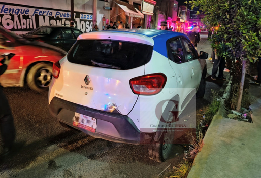 Vecinos de San Pablo del Monte capturan y dan escarmiento a presuntos ladrones de camioneta