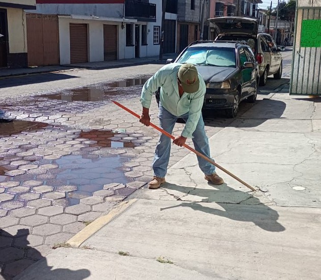CAPAMH continúa realizando trabajos de atención y mantenimiento en distintos puntos del municipio