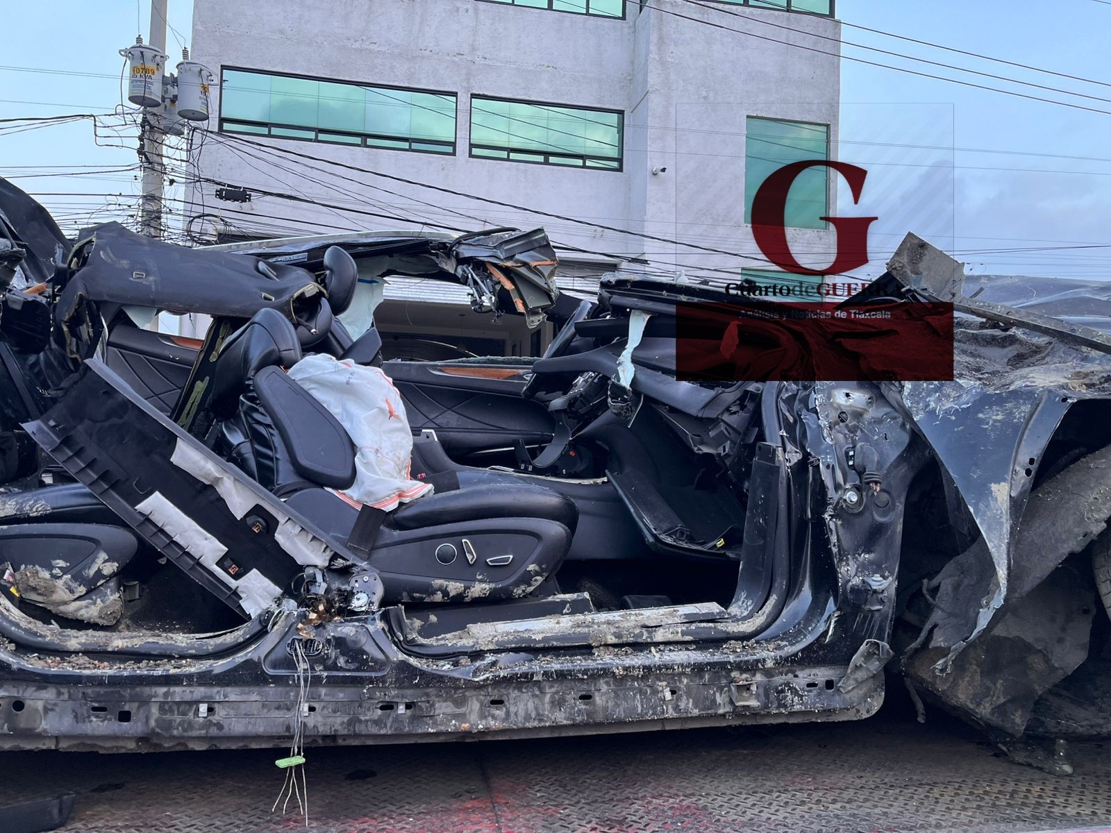 Brutal choque contra base de un puente en la México-Puebla deja cuatro muertos