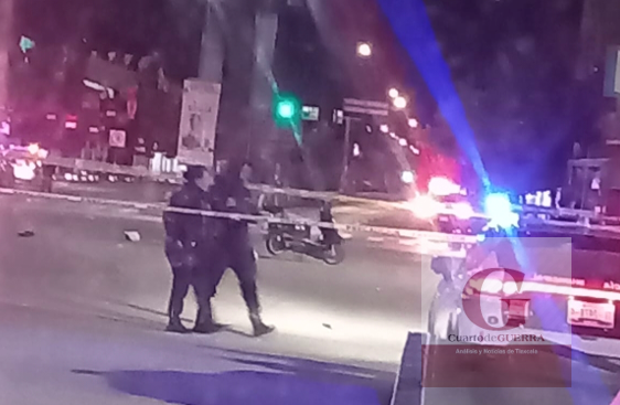 Joven trabajadora de Oxxo derrapa en su moto y muere en Apizaco