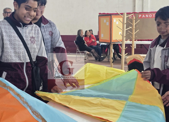 De la teoría a la práctica! Secundaria Técnica de Panotla abre sus puertas para mostrar el talento de sus alumnos