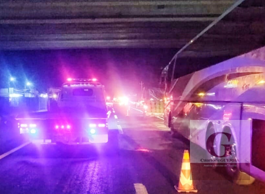 Estudiante muere y su acompañante es intubado tras brutal accidente de motocicleta en Yauhquemehcan