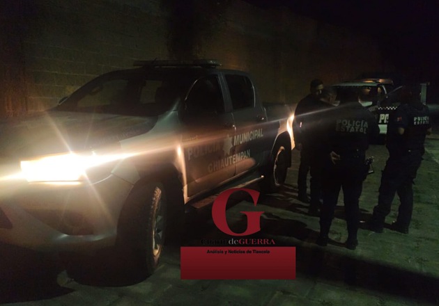 A punta de pistola y navaja, motoratas asaltan a hombre y le roban su vehículo en Tlalcuapan, Chiautempan