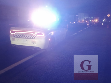 Tráiler supuestamente corta la circulación a motociclista menor de edad y lo mata en Calpulalpan; operador huye