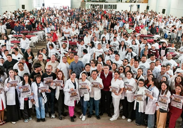 Más de mil tlaxcaltecas del sector salud se reúnen con Alfonso Sánchez en respaldo a la transformación