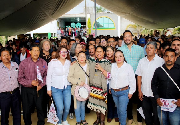 Ana Lilia Rivera fortalece presencia en territorio; reconocen en ella cercanía y honestidad