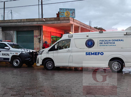 Adulto mayor muere tras caída en una cantina de Zacatelco donde celebraba su cumpleaños